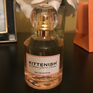 Kittenish perfume by Jessie James Decker